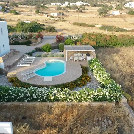 Glyfada's Villa Kastrákion