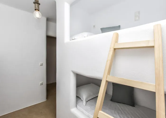 Βίλα Glyfada, 100m From The *